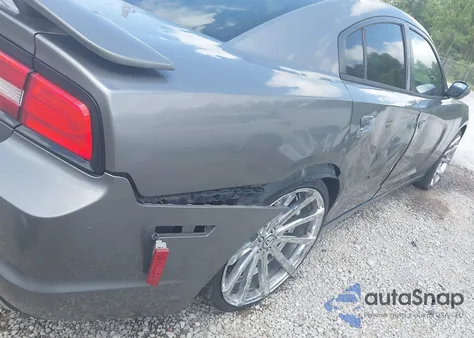 2012 Dodge Charger Sxt z USA, uszkodzony, nr VIN 2C3CDXHG4CH137846